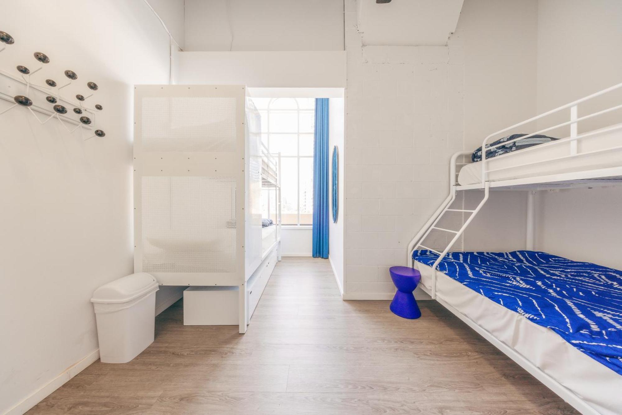 Maze Backpackers - Gold Coast Hostel Kültér fotó
