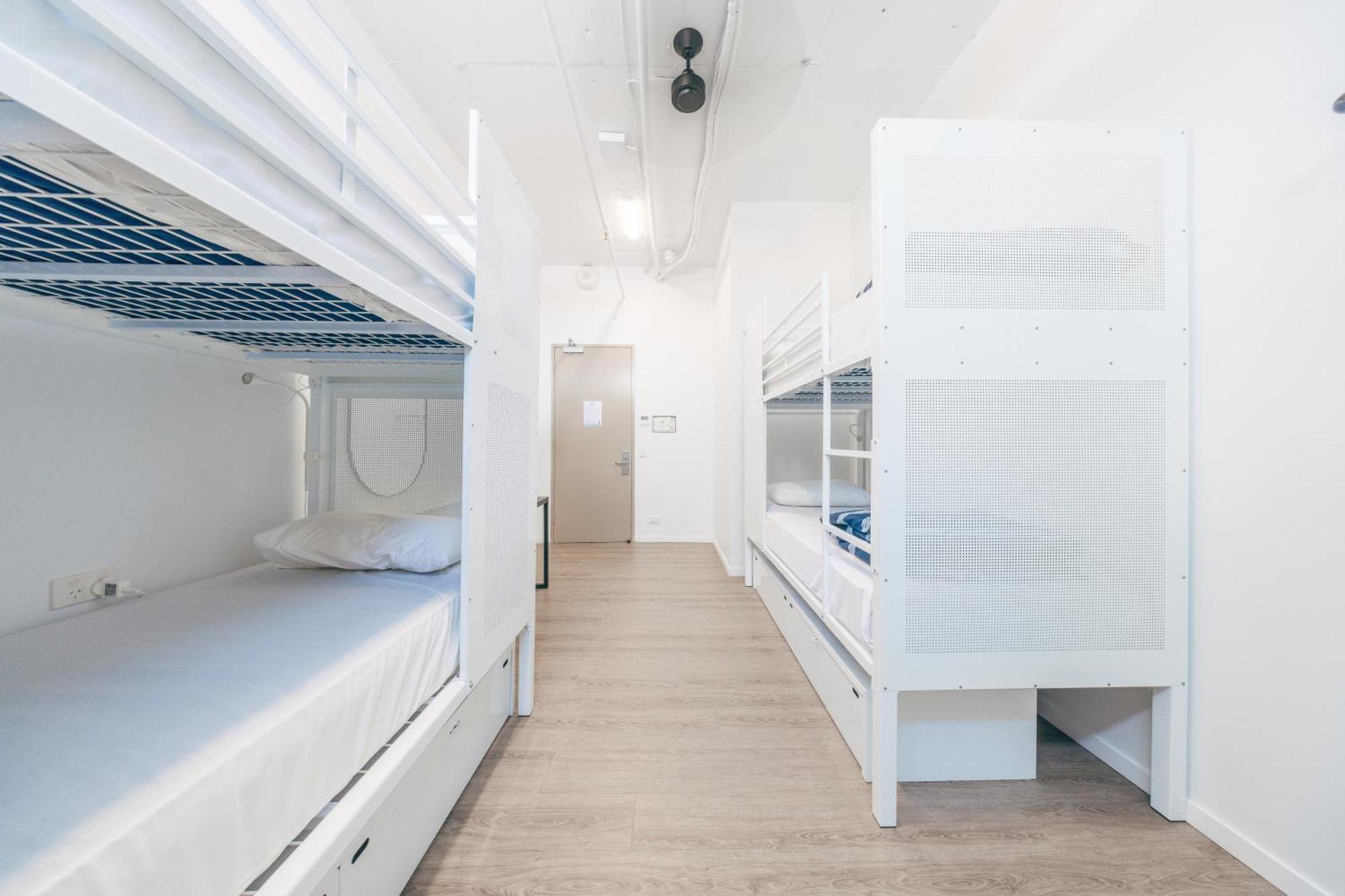 Maze Backpackers - Gold Coast Hostel Kültér fotó