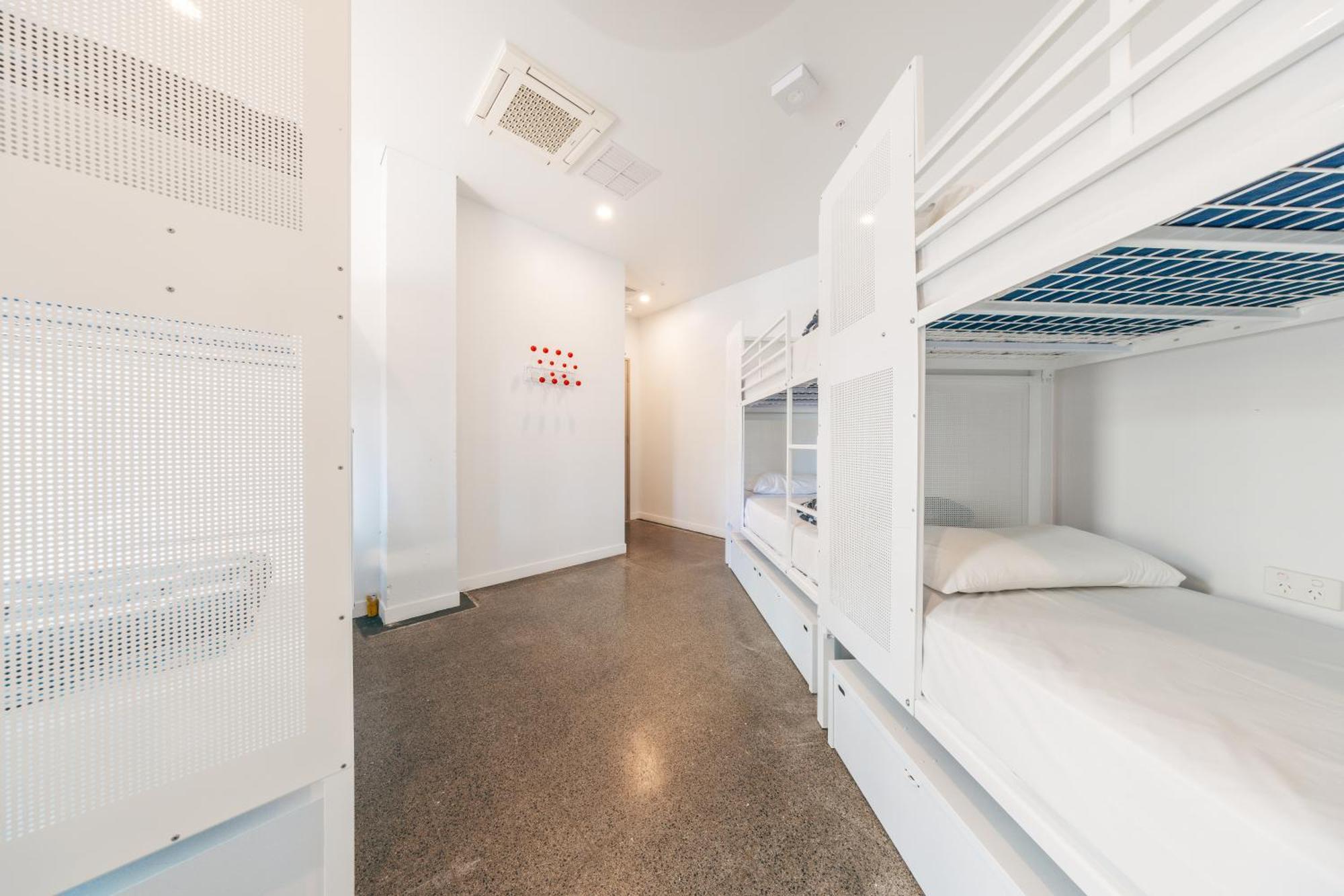 Maze Backpackers - Gold Coast Hostel Kültér fotó
