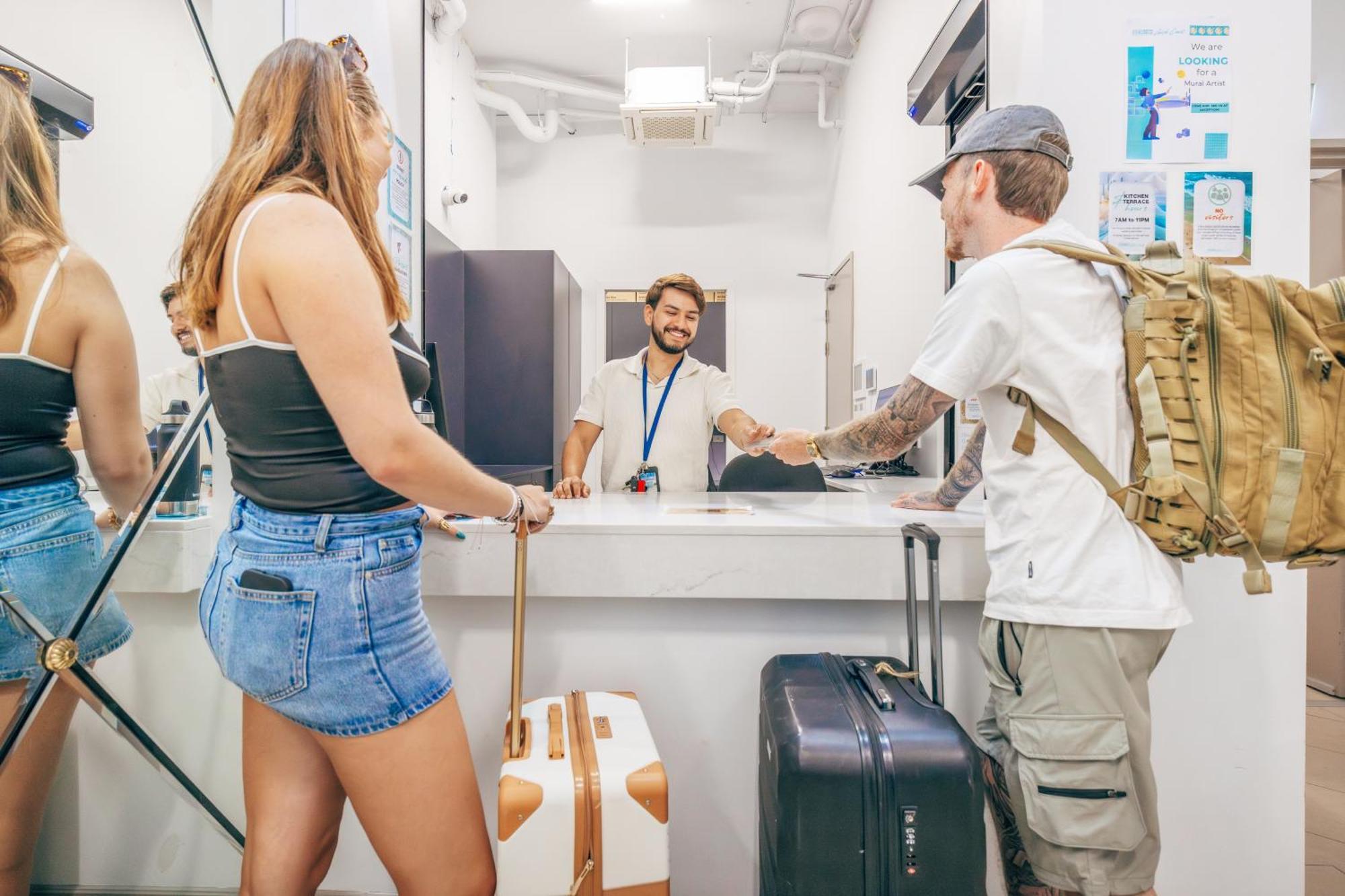 Maze Backpackers - Gold Coast Hostel Kültér fotó