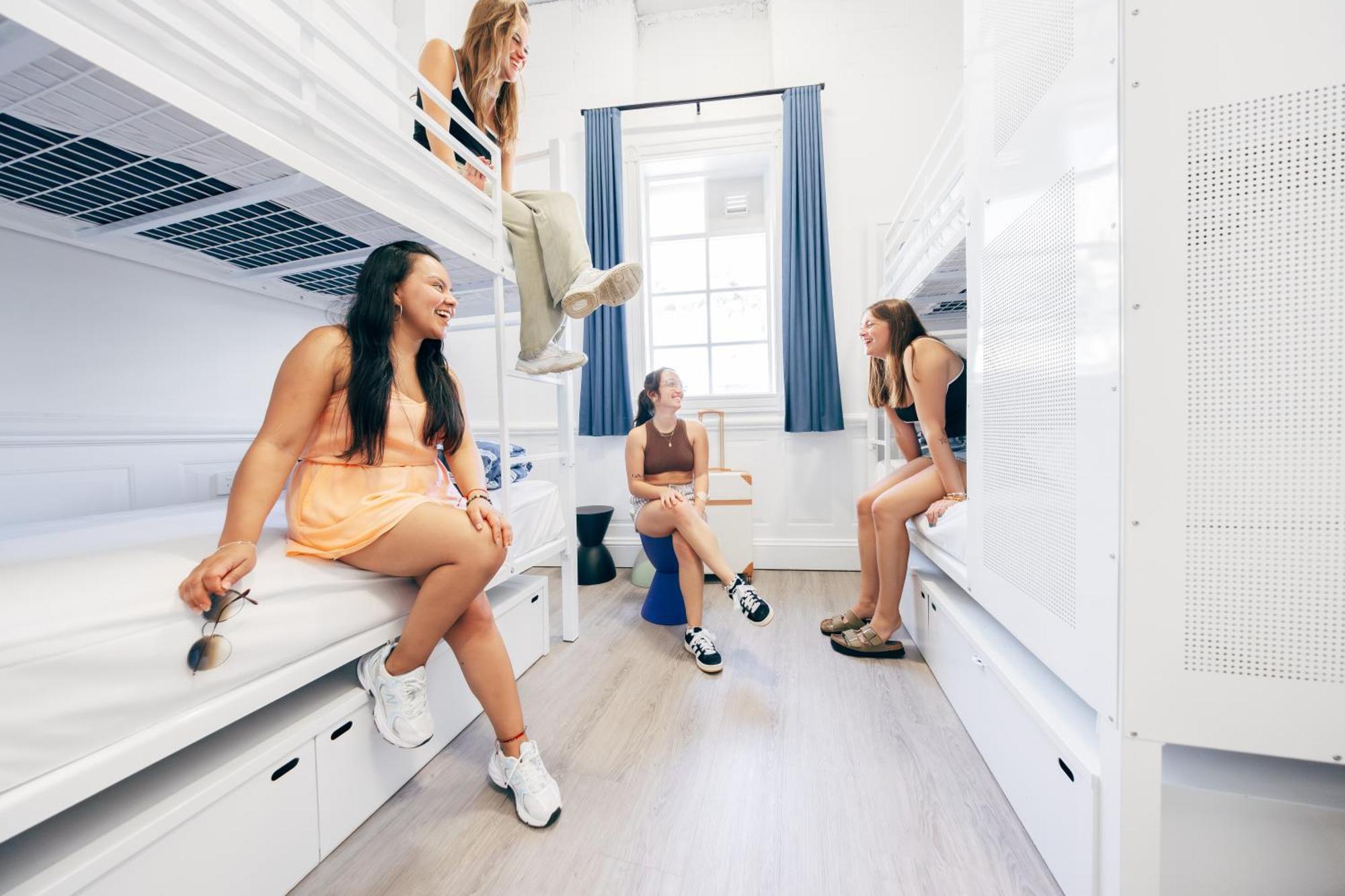 Maze Backpackers - Gold Coast Hostel Kültér fotó