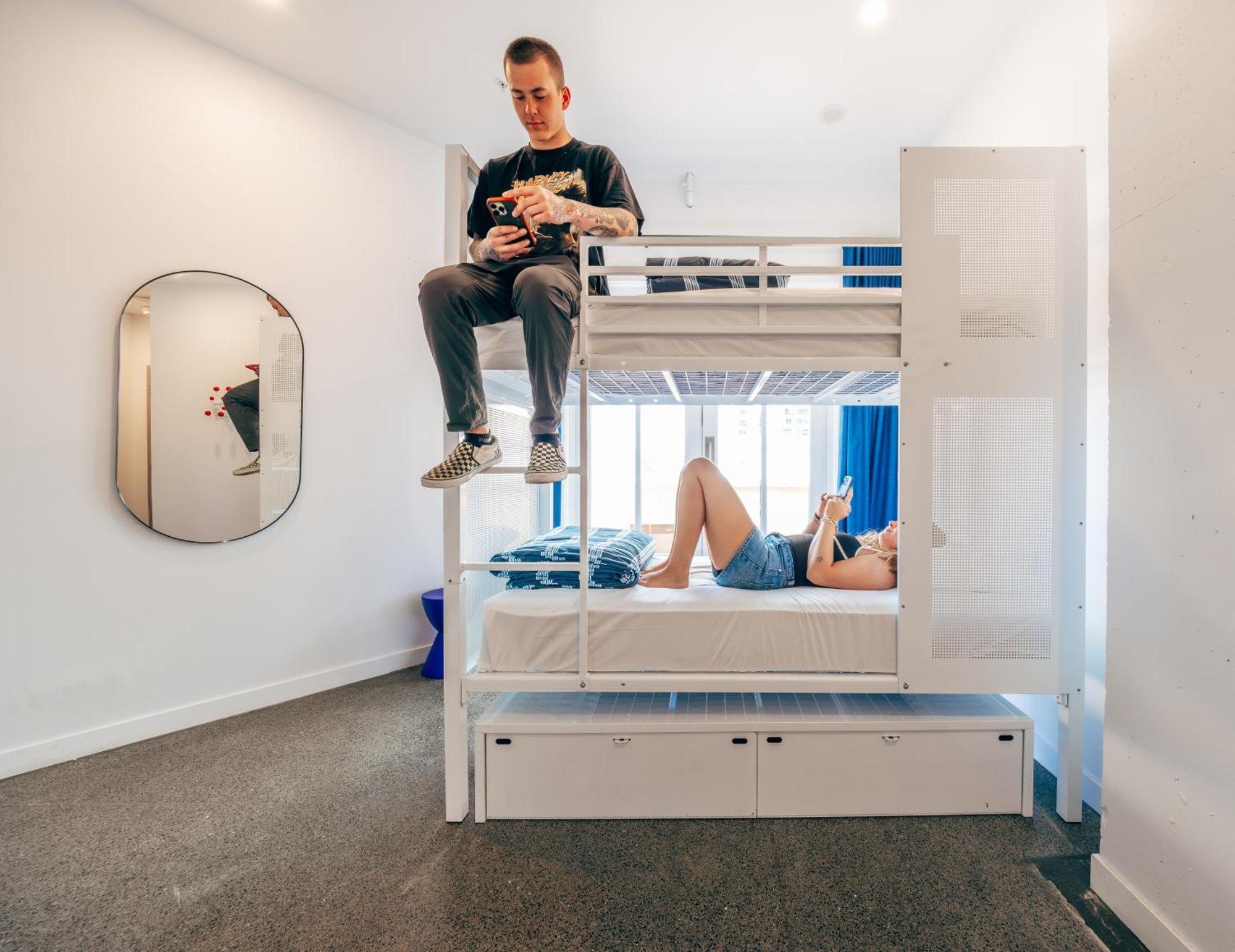 Maze Backpackers - Gold Coast Hostel Kültér fotó